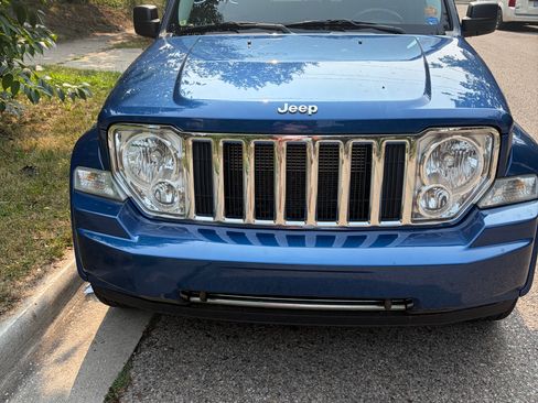 Used 2009 Jeep Liberty Limited w/ Premium Group II AWD/4WD image 14