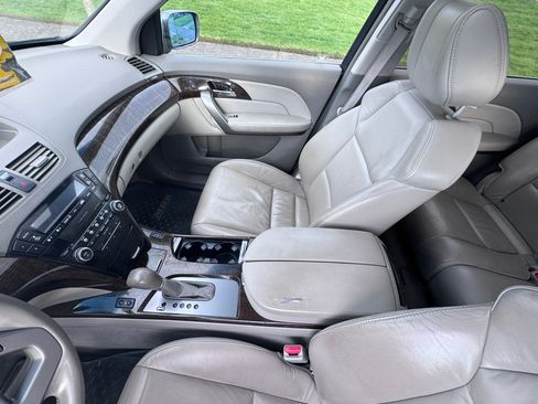 Used 2010 Acura MDX image 12
