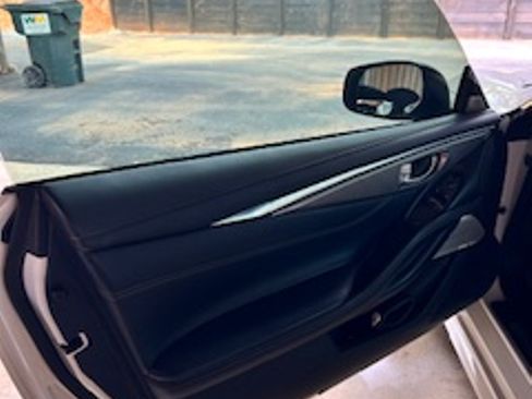 Used 2019 INFINITI Q60 3.0t Luxe image 8