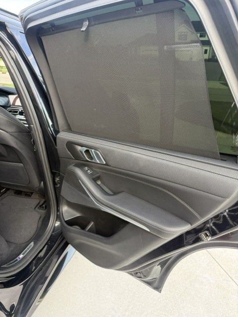 Used 2022 BMW X5 xDrive40i w/ M Sport Package AWD/4WD image 15