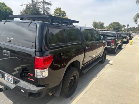 Used 2012 Toyota Tundra 4x4 CrewMax w/ TRD Off-Road Pkg image 8