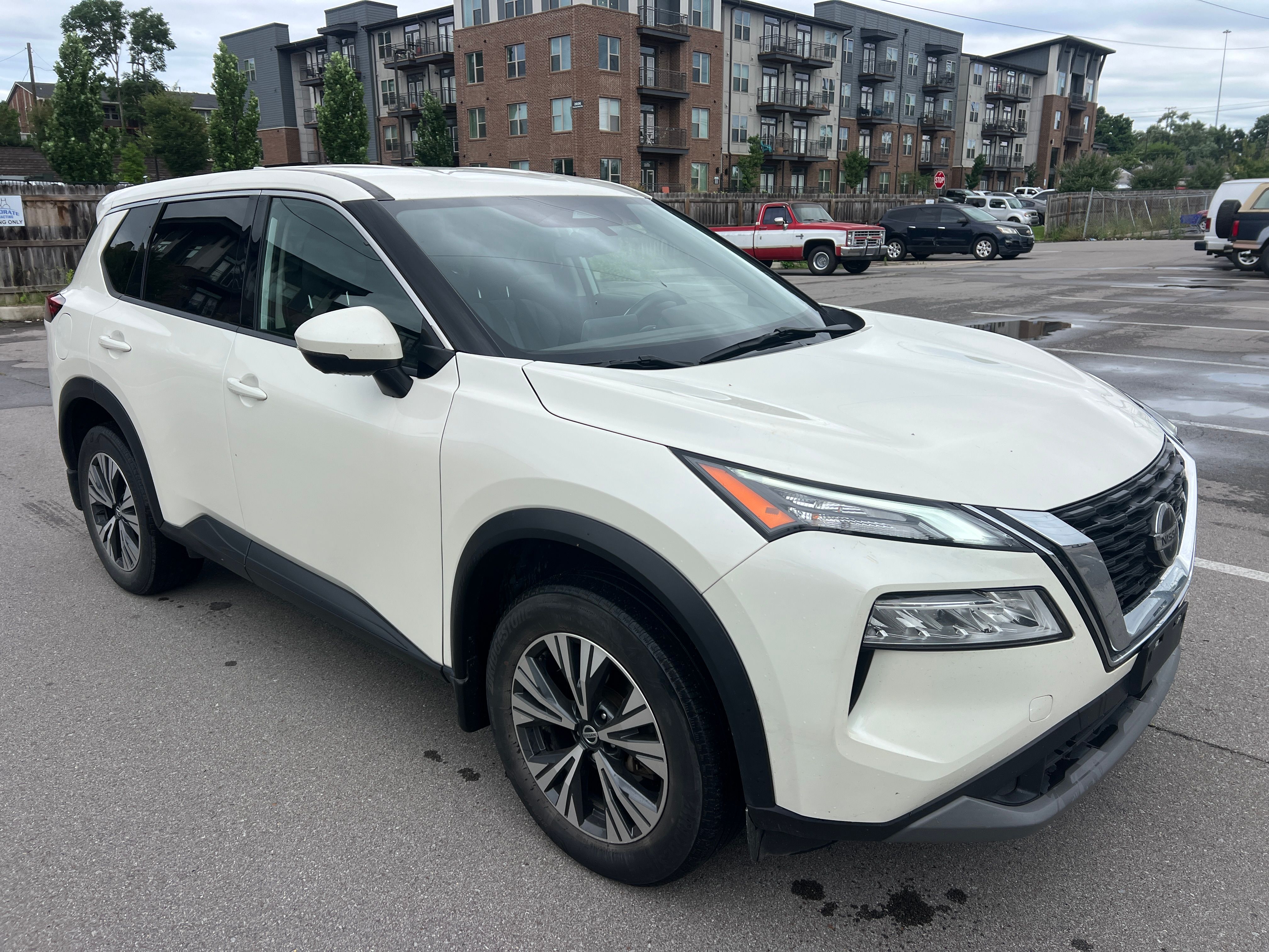 Used 2021 Nissan Rogue SV AWD/4WD image 1