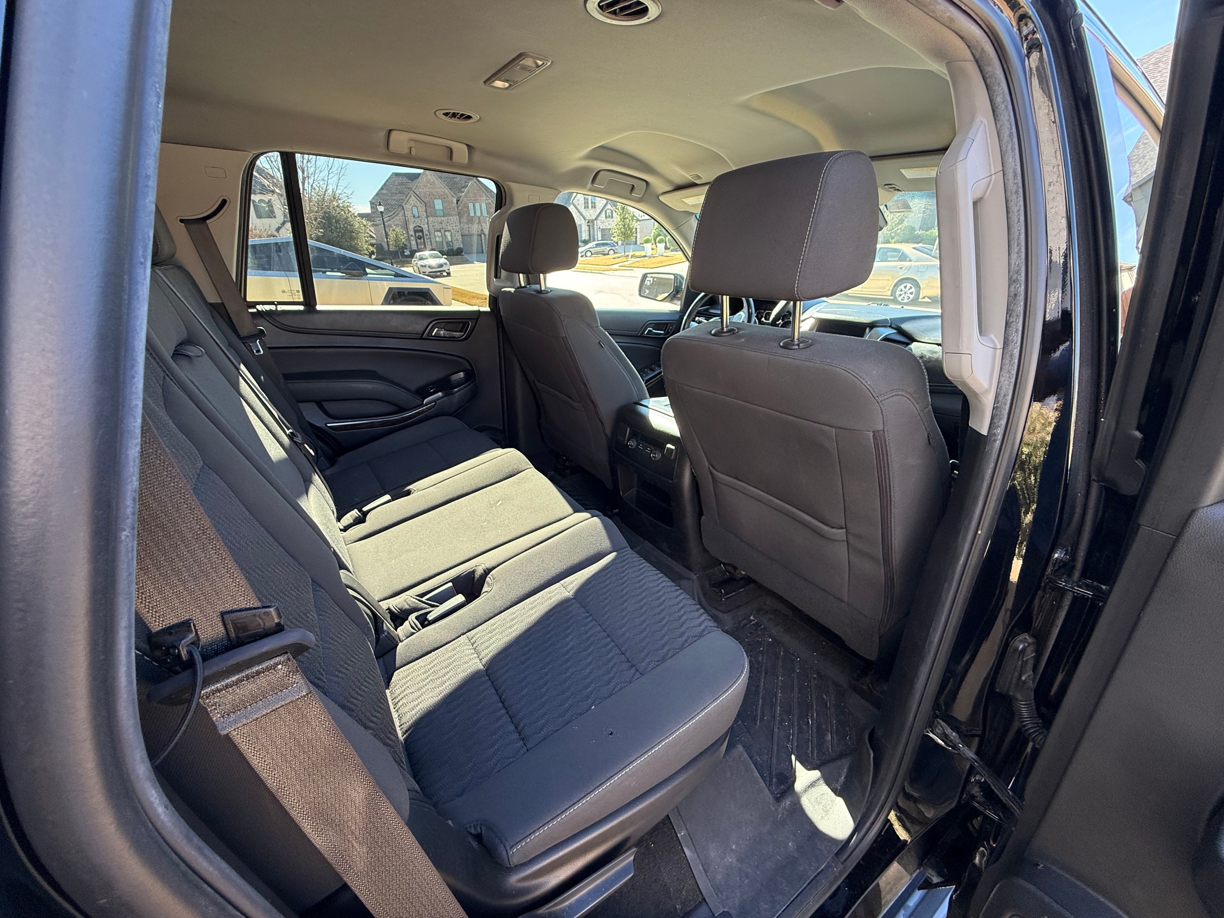 Used 2018 Chevrolet Tahoe LS RWD image 16