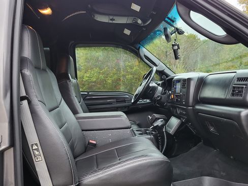 Used 2003 Ford F350 Lariat image 18