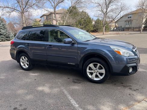 Used 2014 Subaru Outback 2.5i Premium image 8