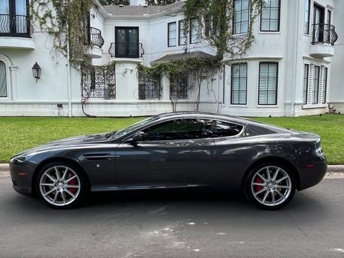 Used 2007 Aston Martin DB9 Coupe RWD image 2