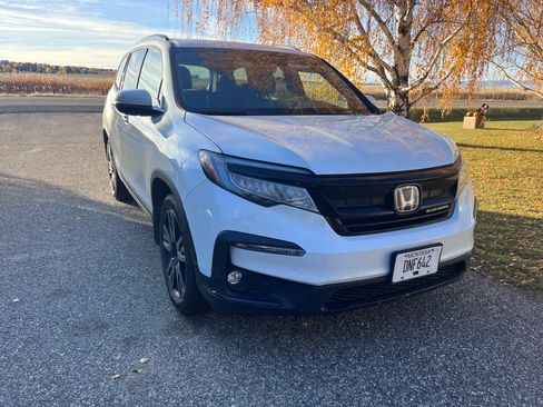 Used 2022 Honda Pilot Black Edition image 2