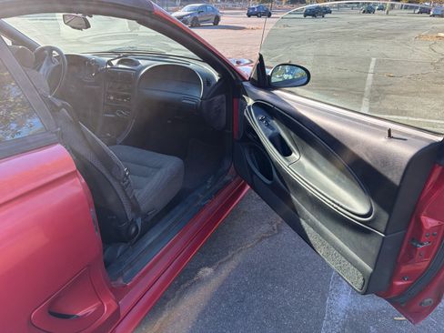 Used 1996 Ford Mustang Convertible RWD image 13