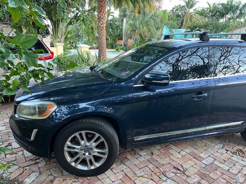 Used 2015 Volvo XC60 T5 Premier Plus image 4