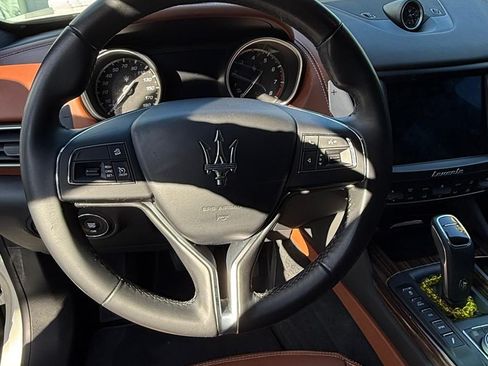 Used 2019 Maserati Levante S GranLusso image 12