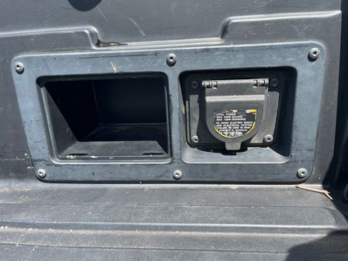 Used 2008 Toyota Tacoma PreRunner w/ TRD Sport Pkg #2 RWD image 8