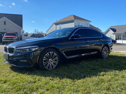 Used 2018 BMW 530e xDrive image 2