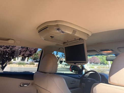 Used 2010 Lexus RX 350 2WD image 11