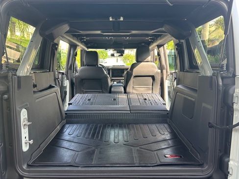 Used 2023 Ford Bronco Wildtrak image 12