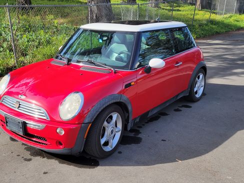 Used 2005 MINI Cooper Hardtop image 8