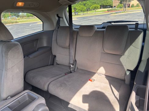 Used 2016 Honda Odyssey EX image 9
