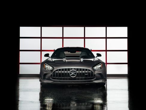 Used 2021 Mercedes-Benz AMG GT Black Series image 4