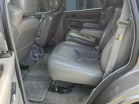 Used 2006 GMC Yukon Denali image 22