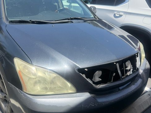 Used 2004 Lexus RX 330 FWD image 6