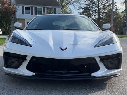 Used 2023 Chevrolet Corvette Stingray Premium Cpe w/ Z51 Performance Package image 2