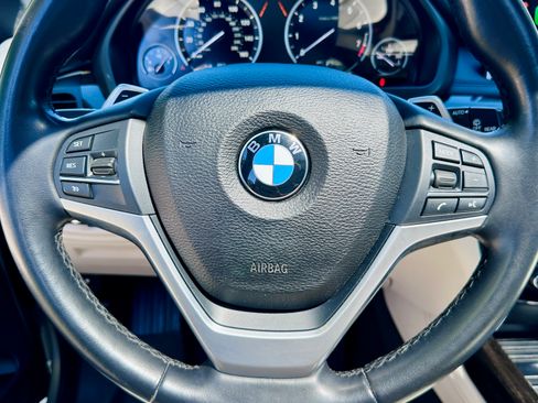 Used 2018 BMW X5 xDrive40e AWD/4WD image 16