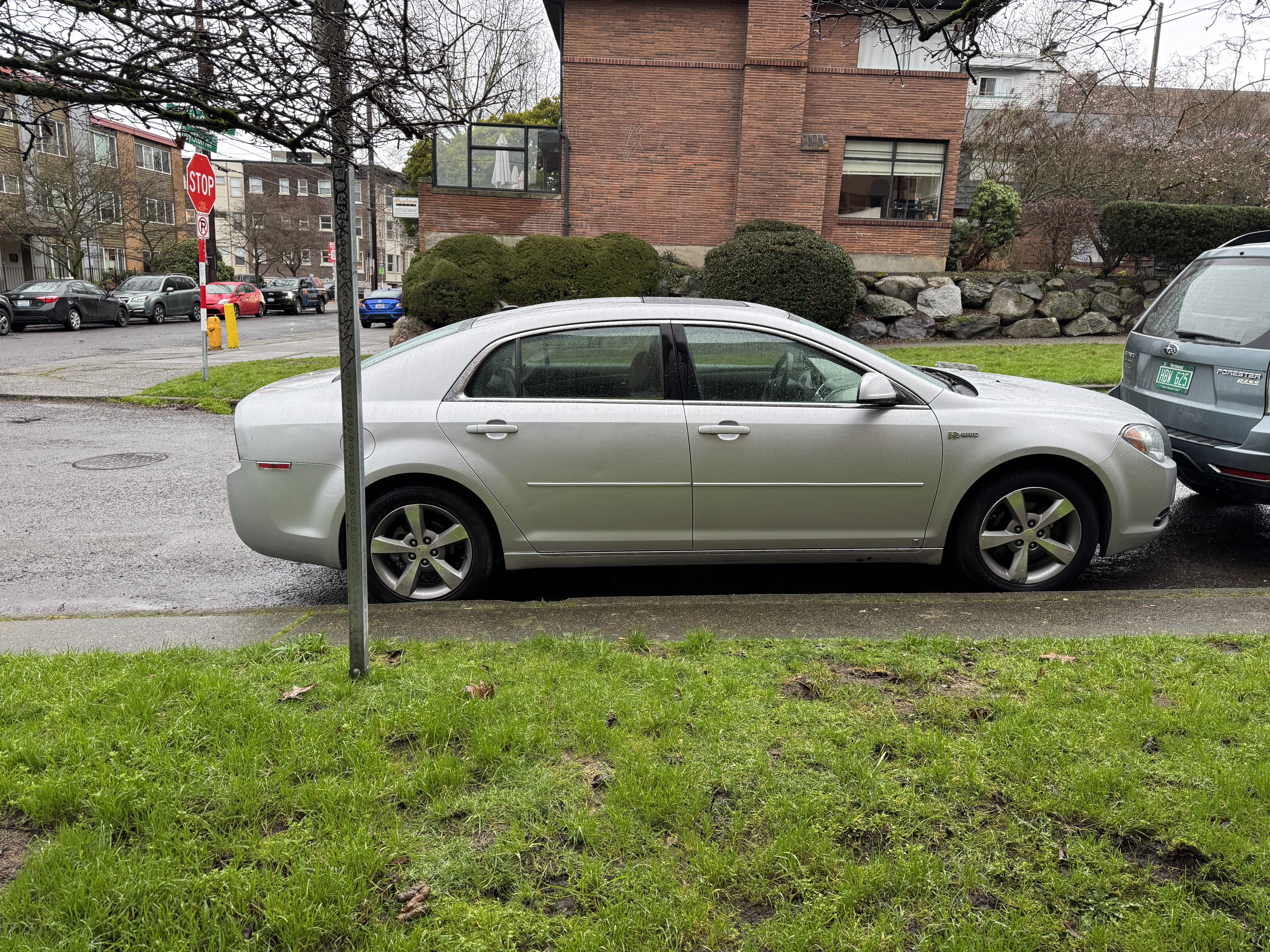 Used 2009 Chevrolet Malibu Hybrid FWD image 4