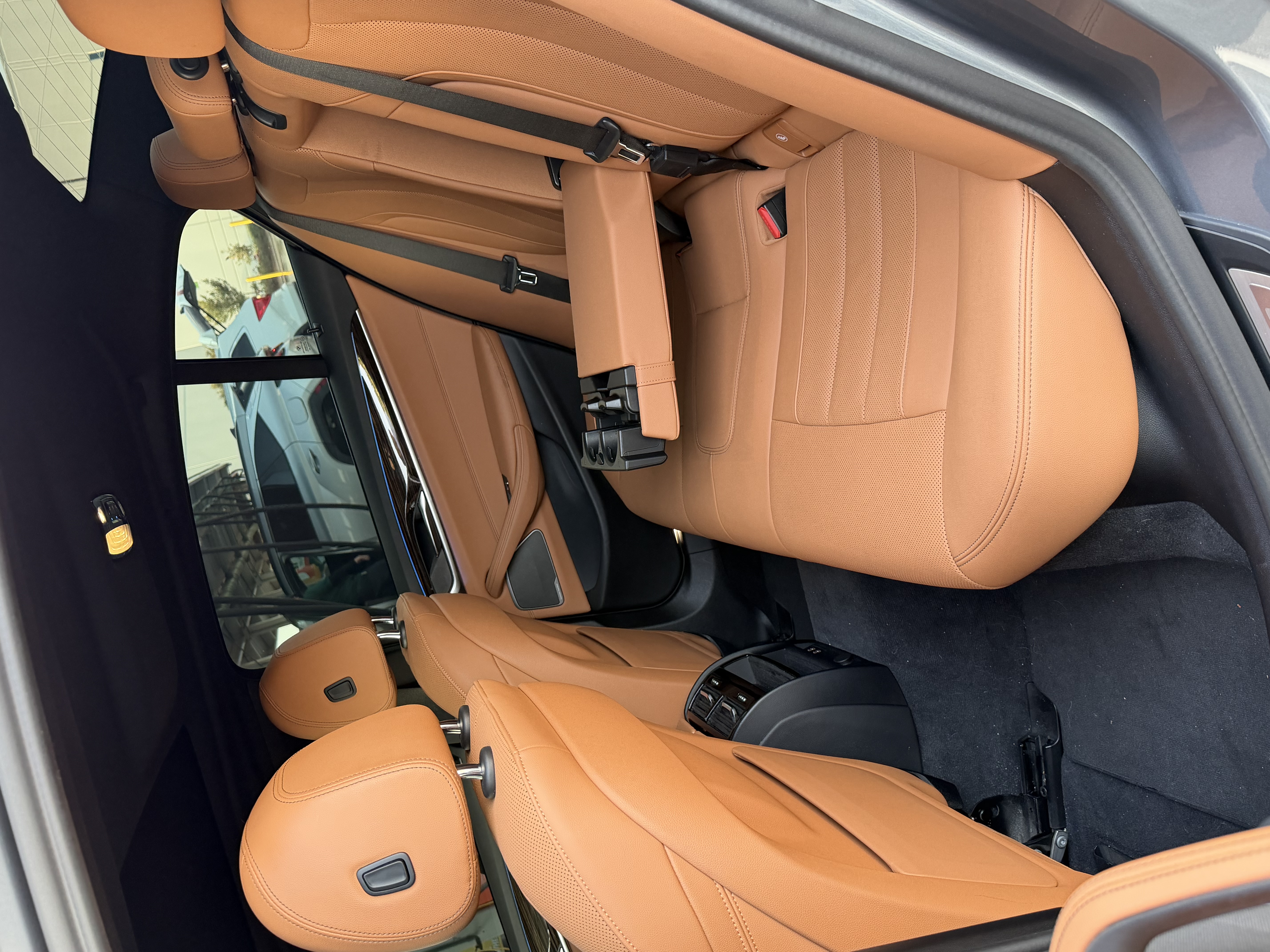 Used 2022 BMW 530e w/ Premium Package RWD image 16