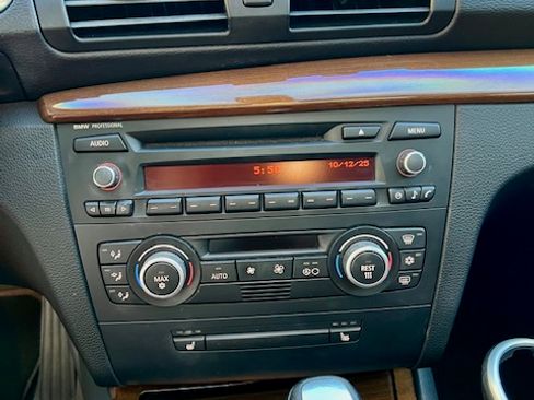 Used 2008 BMW 135i Coupe RWD image 12