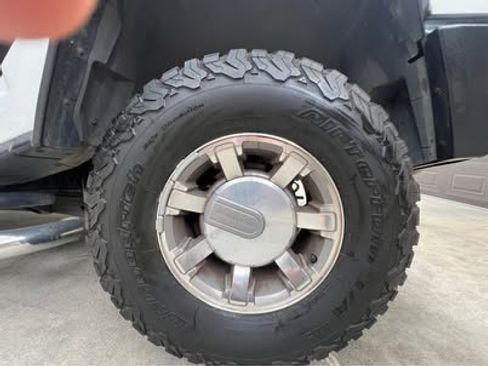 Used 2008 HUMMER H2 image 10