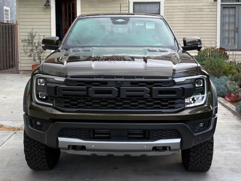 Used 2025 Ford Ranger Raptor image 2