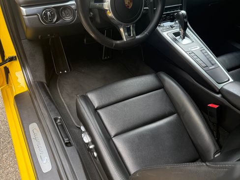 Used 2014 Porsche Cayman S RWD image 8