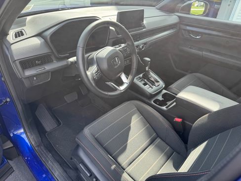 Used 2025 Honda CR-V Sport image 8