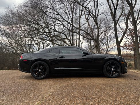 Used 2015 Chevrolet Camaro LT w/ RS Package RWD image 1