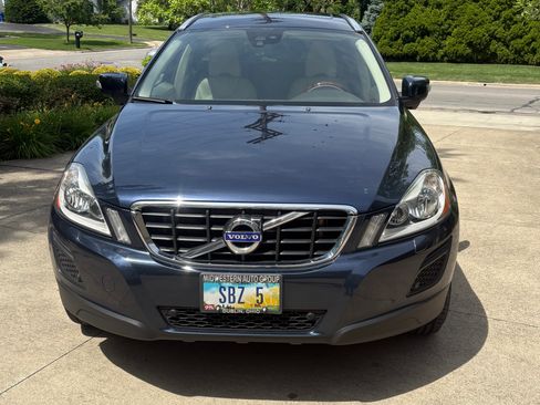 Used 2012 Volvo XC60 3.2 AWD/4WD image 2