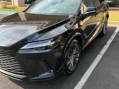 Used 2023 Lexus RX 350 FWD w/ Cold Area Package image 4