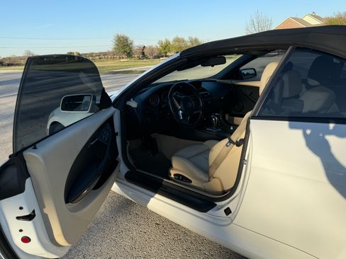 Used 2008 BMW 650i Convertible image 31
