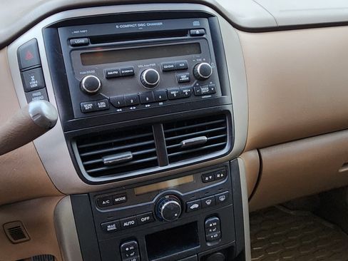 Used 2006 Honda Pilot EX-L image 9