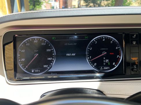 Used 2017 Mercedes-Benz Maybach S 550 4MATIC image 23