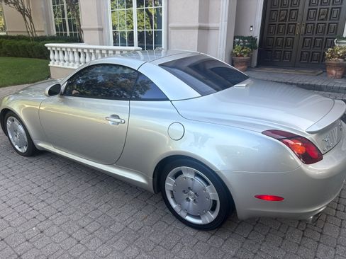Used 2002 Lexus SC 430 Convertible RWD image 10