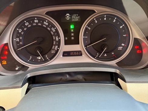 Used 2009 Lexus IS 250 AWD w/ Premium Pkg image 13
