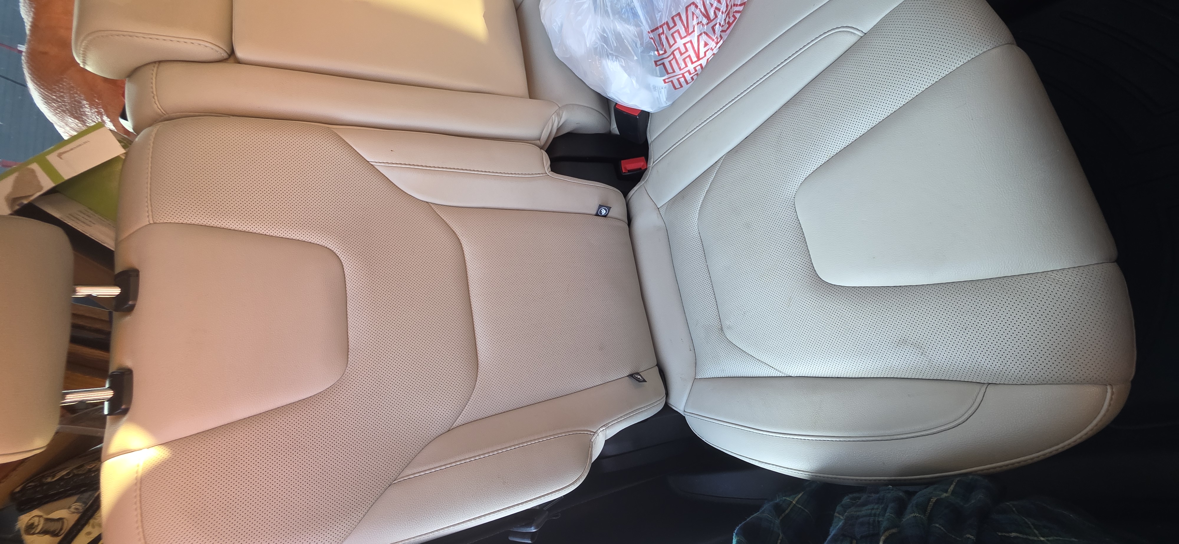 Used 2018 Ford Edge Titanium w/ Equipment Group 301A FWD image 23