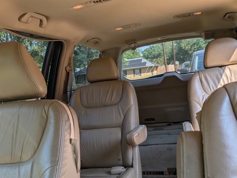 Used 2005 Honda Odyssey Touring image 14
