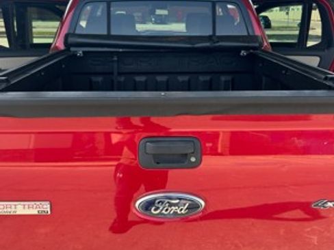 Used 2008 Ford Explorer Sport Trac XLT image 8