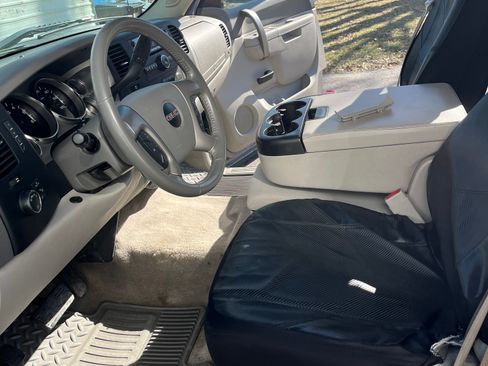 Used 2013 GMC Sierra 1500 SLE w/ Power Tech Package AWD/4WD image 9