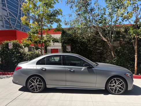 Used 2023 Mercedes-Benz C 300 Sedan image 5