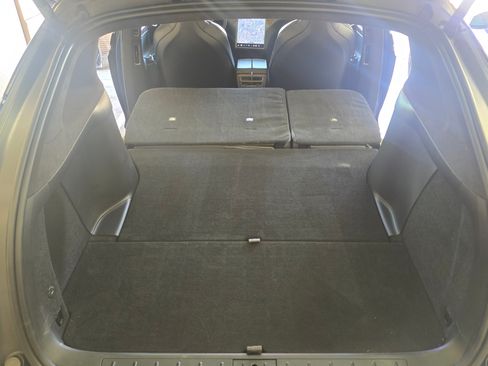 Used 2020 Tesla Model X image 12