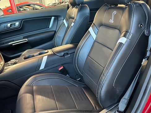 Used 2021 Ford Mustang Shelby GT500 w/ Technology Package image 8