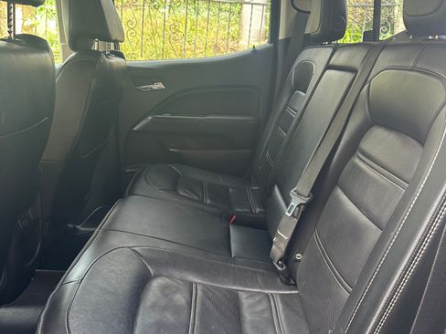 Used 2017 GMC Canyon Denali image 11