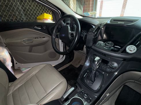 Used 2014 Ford Escape Titanium image 12