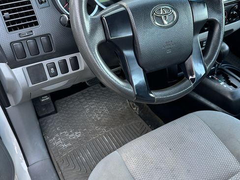Used 2014 Toyota Tacoma Pickup 2D 6 ft image 4